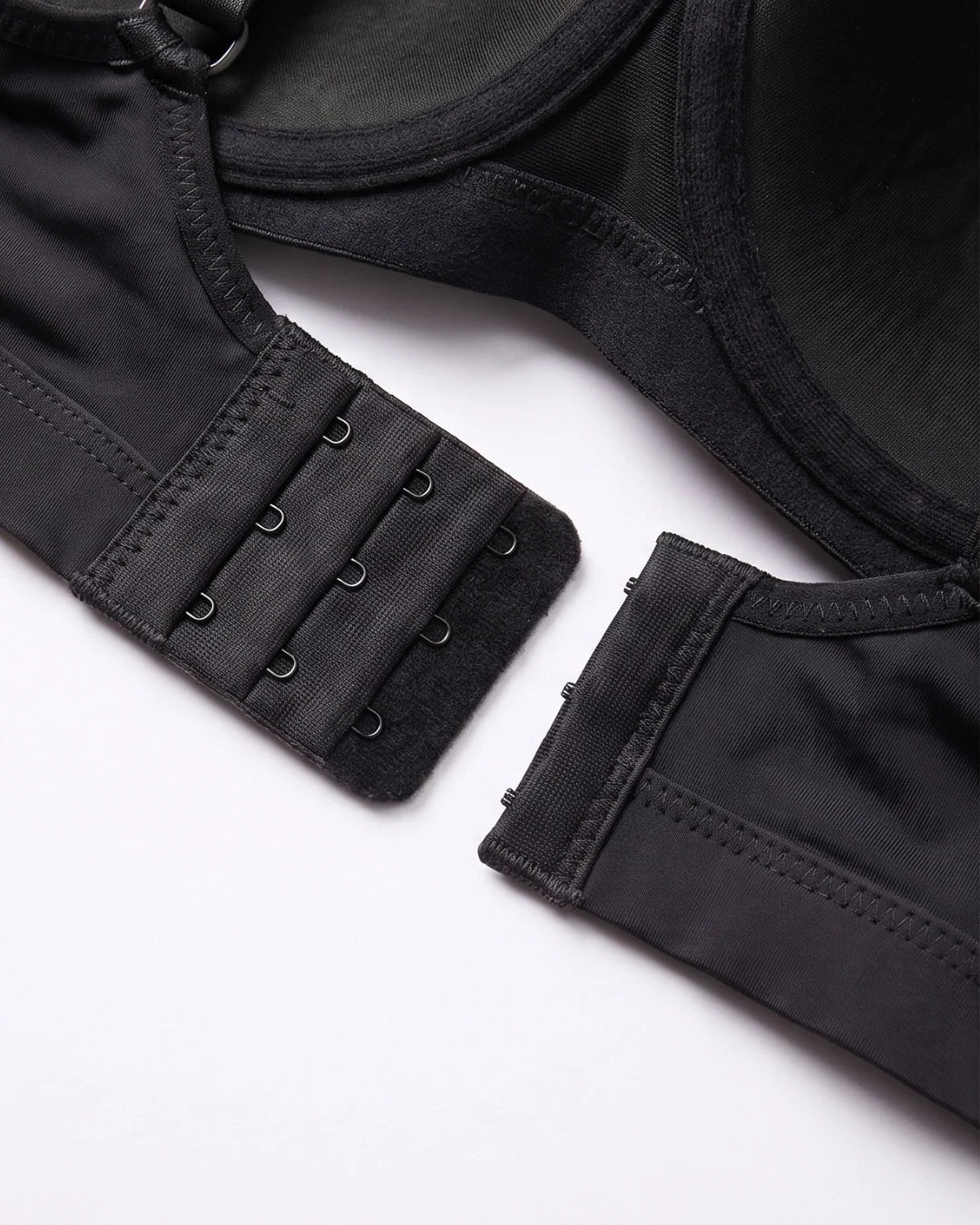 Light Padded Non-Wired T-Shirt Bra - Elysia - Black