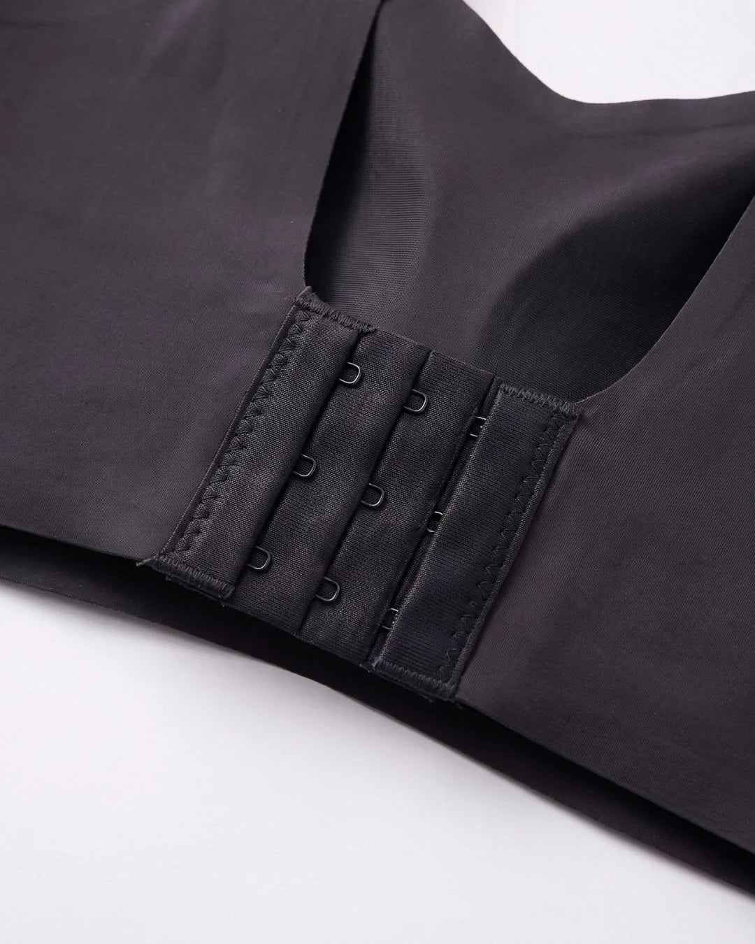 Seamless Padded Bra - Aira - Black